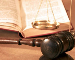 Одлуком Апелационог суда у Новом Саду од 21.6.2019. судија Апелационог  суда у Новом Саду,  Биљана Мартиновић Беговић, поставља се за вршиоца функције Председника Вишег суда у Сремској Митровици.